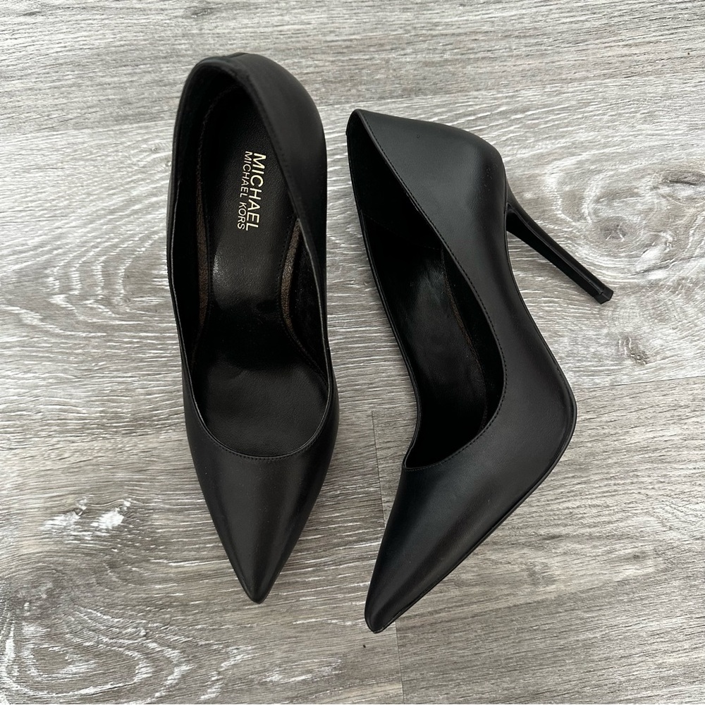 Michael Kors Classic Black Pointed-Toe Heels